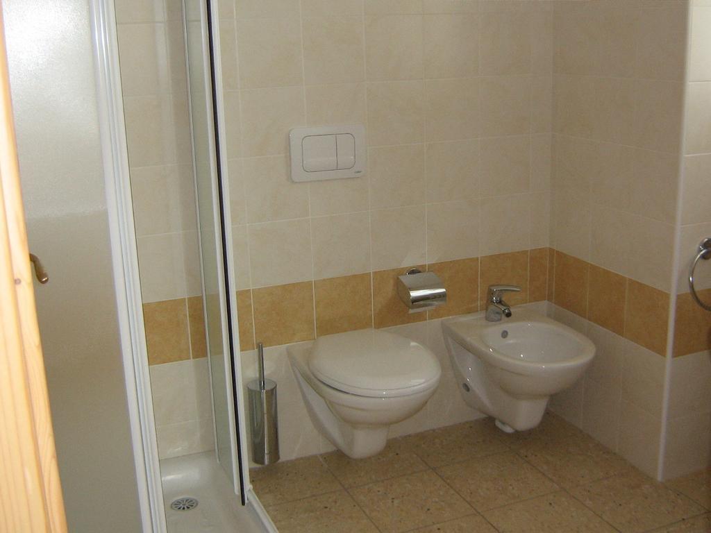 Taxus Hostel Pieve Tesino Pokój zdjęcie