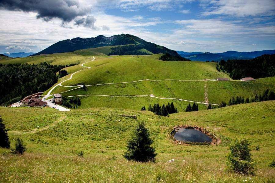 Taxus Hostel Pieve Tesino Zewnętrze zdjęcie