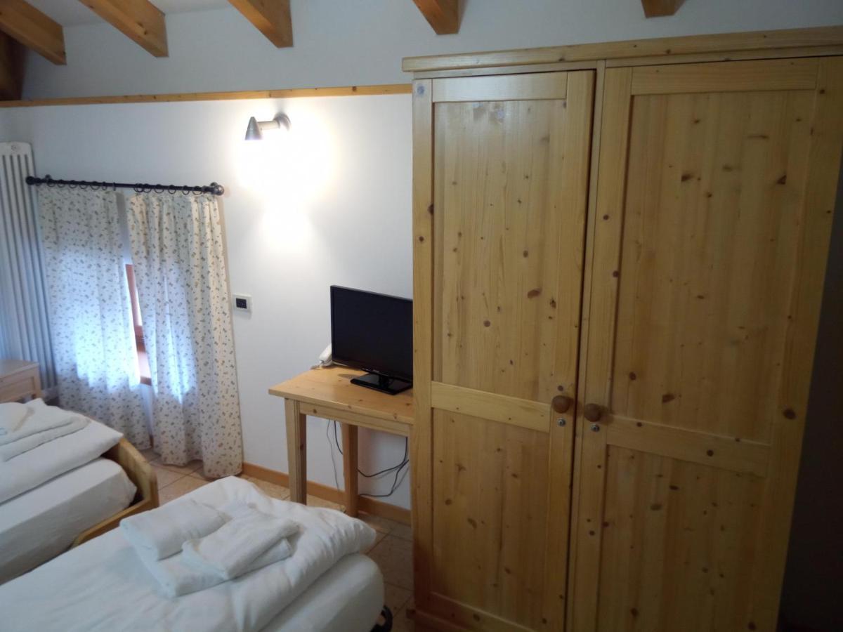 Taxus Hostel Pieve Tesino Zewnętrze zdjęcie